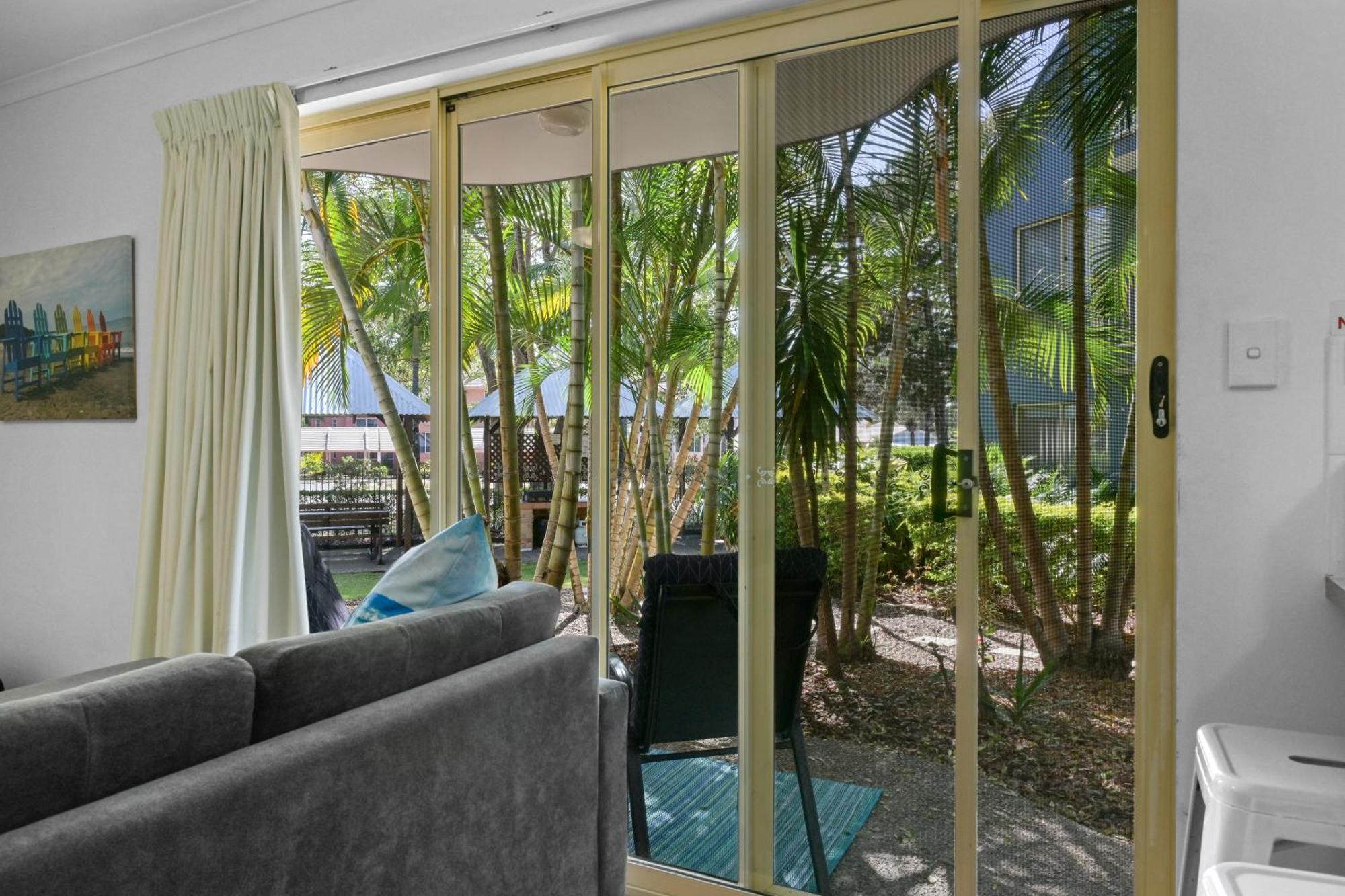 Rainbow Getaway Holiday Apartments Rainbow Beach Exterior photo